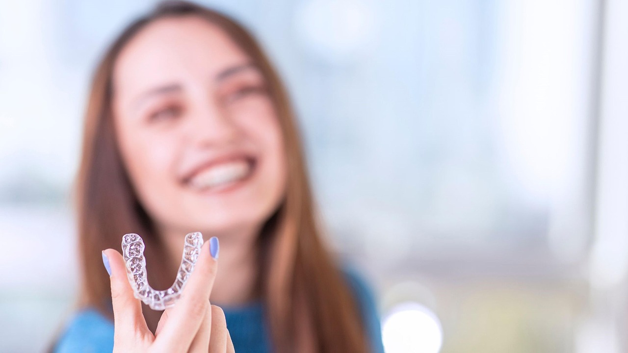 Braces vs. Aligners in Everyday Life: What Guiseley Patients Wish They Knew Before Choosing